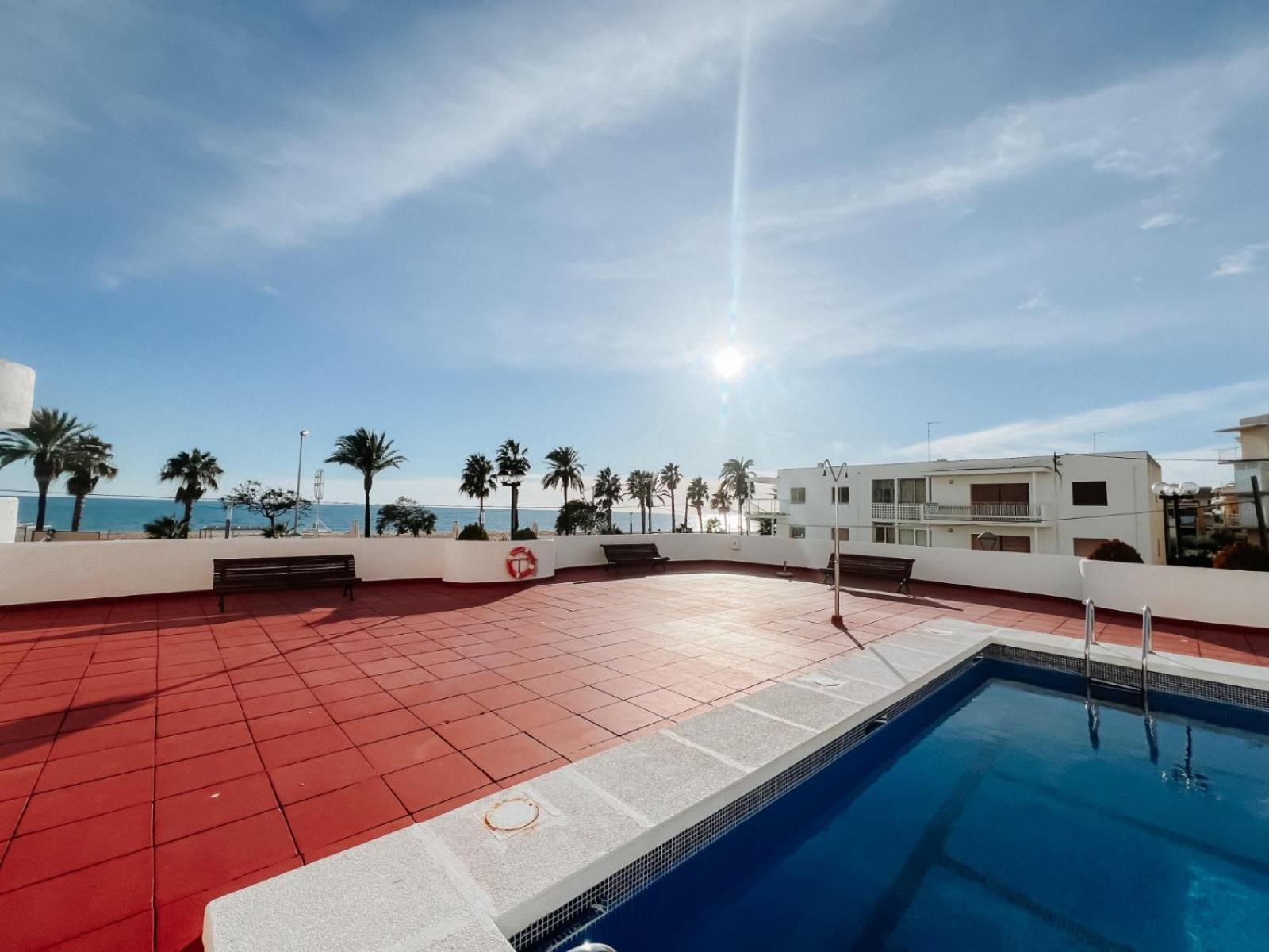 Femina Blue Apartment Cambrils Bagian luar foto