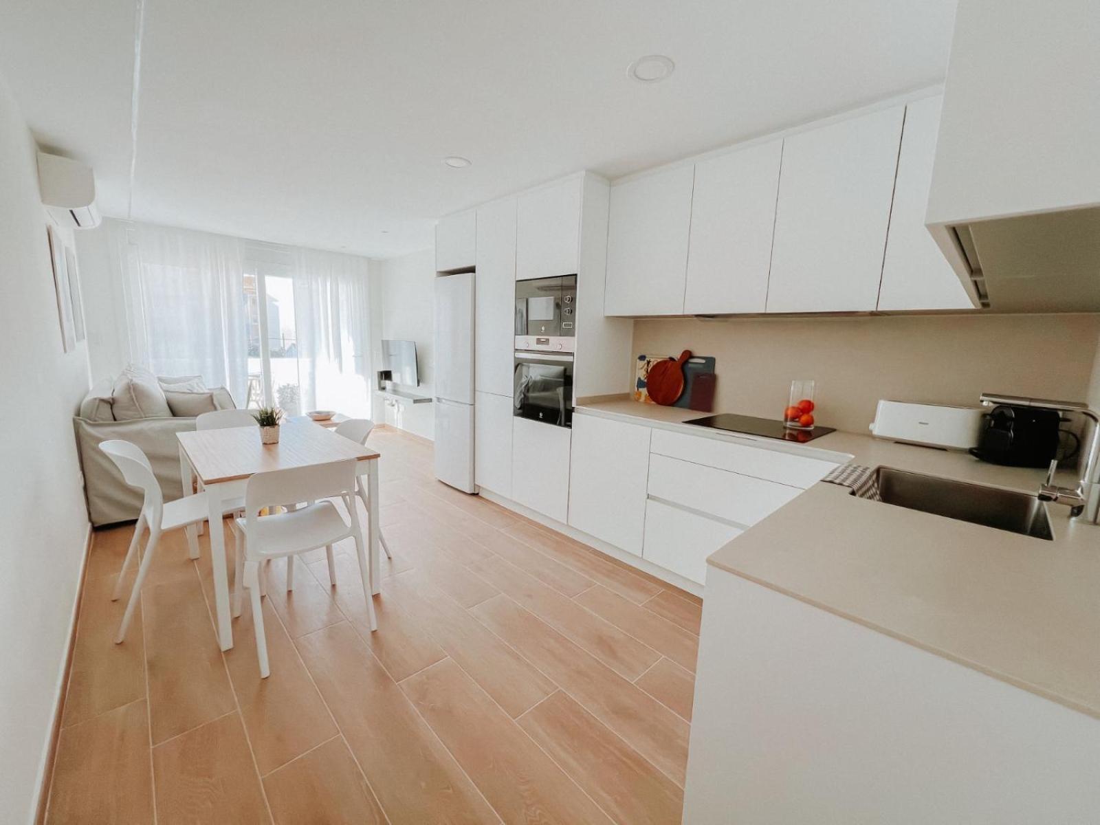 Femina Blue Apartment Cambrils Bagian luar foto